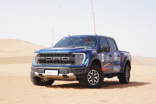 American pickup truck mainstay test drive new Ford F-150 Raptor