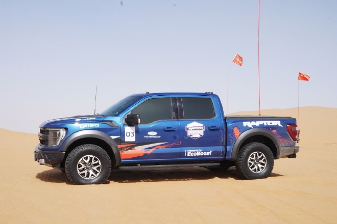 American pickup truck mainstay test drive new Ford F-150 Raptor